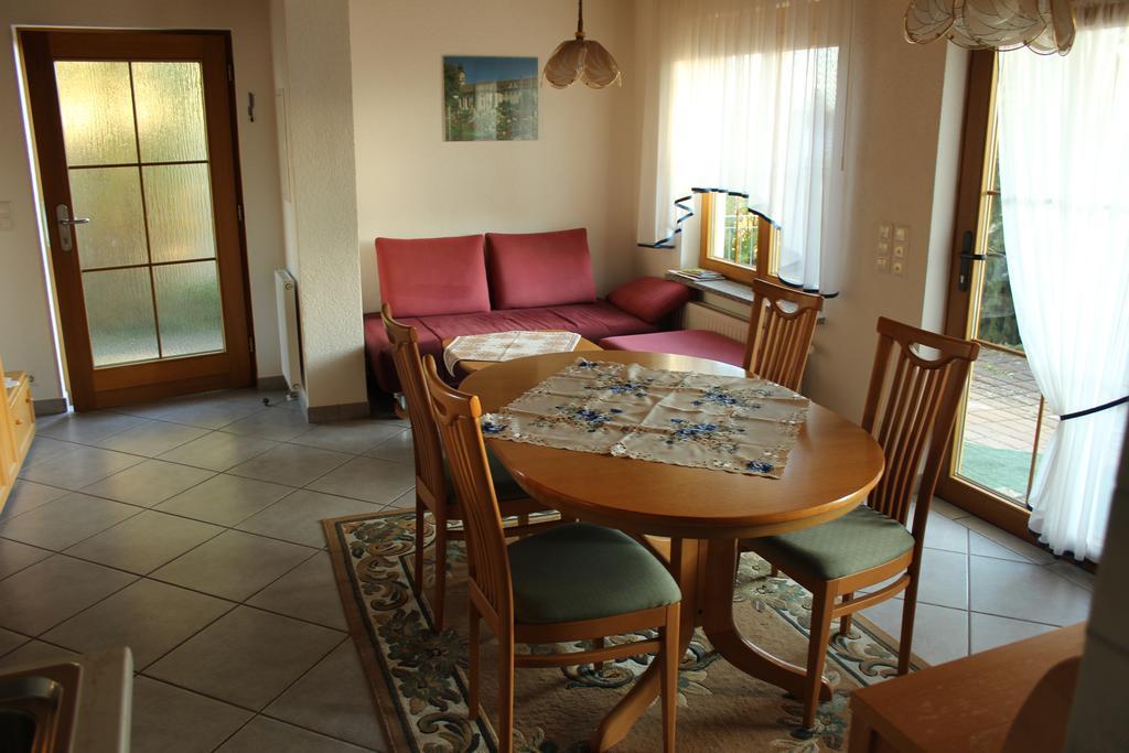 Bodenseegaestehaus Uhldingen-Muehlhofen Room photo